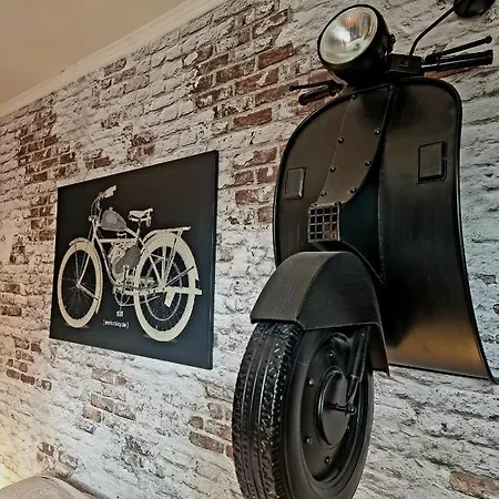 Le Garage - Louvre Bollaert 朗斯